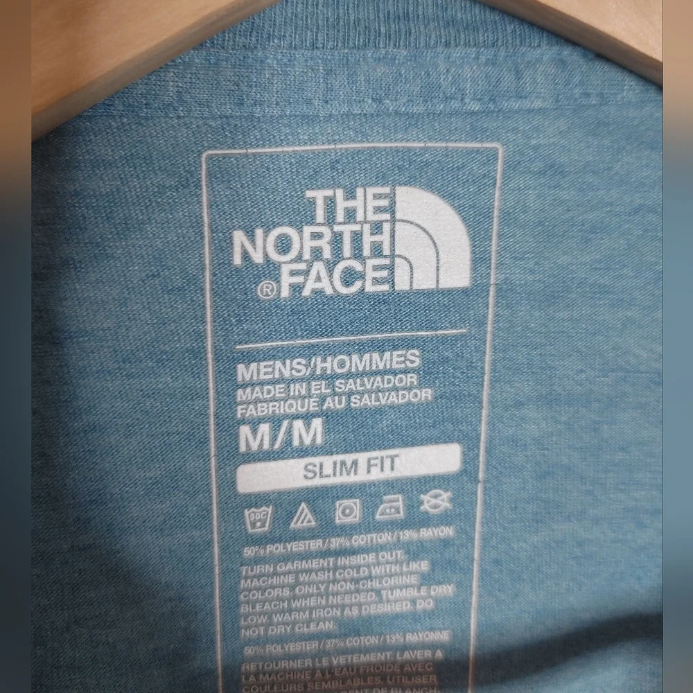 The North Face Graphic Tee Slim Fit Blue Short Sleeve Cotton‎ Blend Medium M